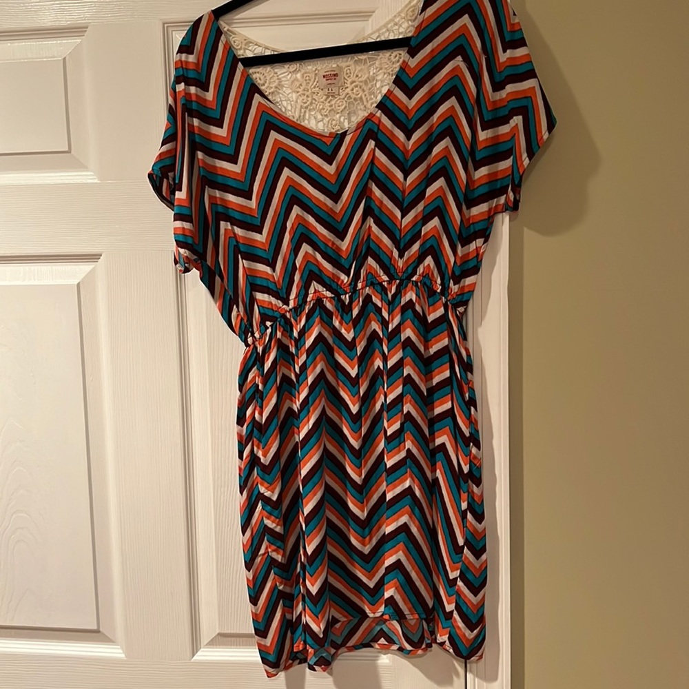 printed dress with waste detail in the back